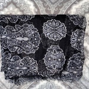 Black & White Paisley Scarf